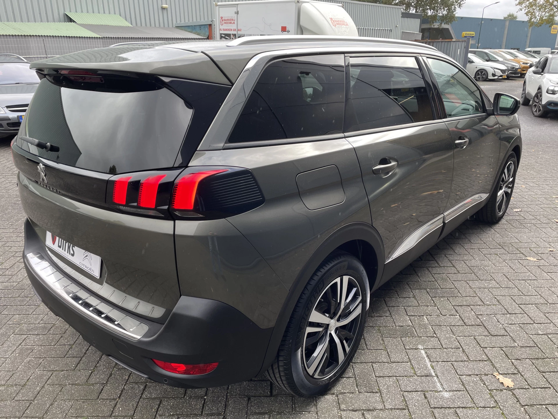 Hoofdafbeelding Peugeot 5008
