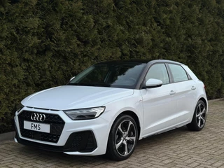 Hoofdafbeelding Audi A1 Sportback Audi A1 Sportback 35 TFSI S-Line CarPlay Led Automaat