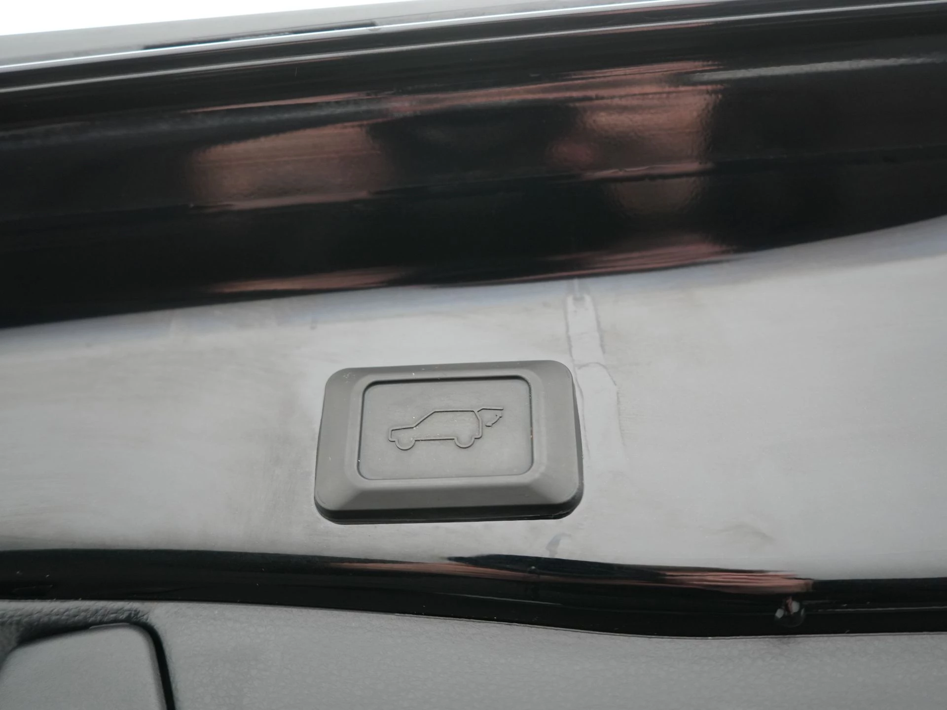 Hoofdafbeelding Suzuki Across
