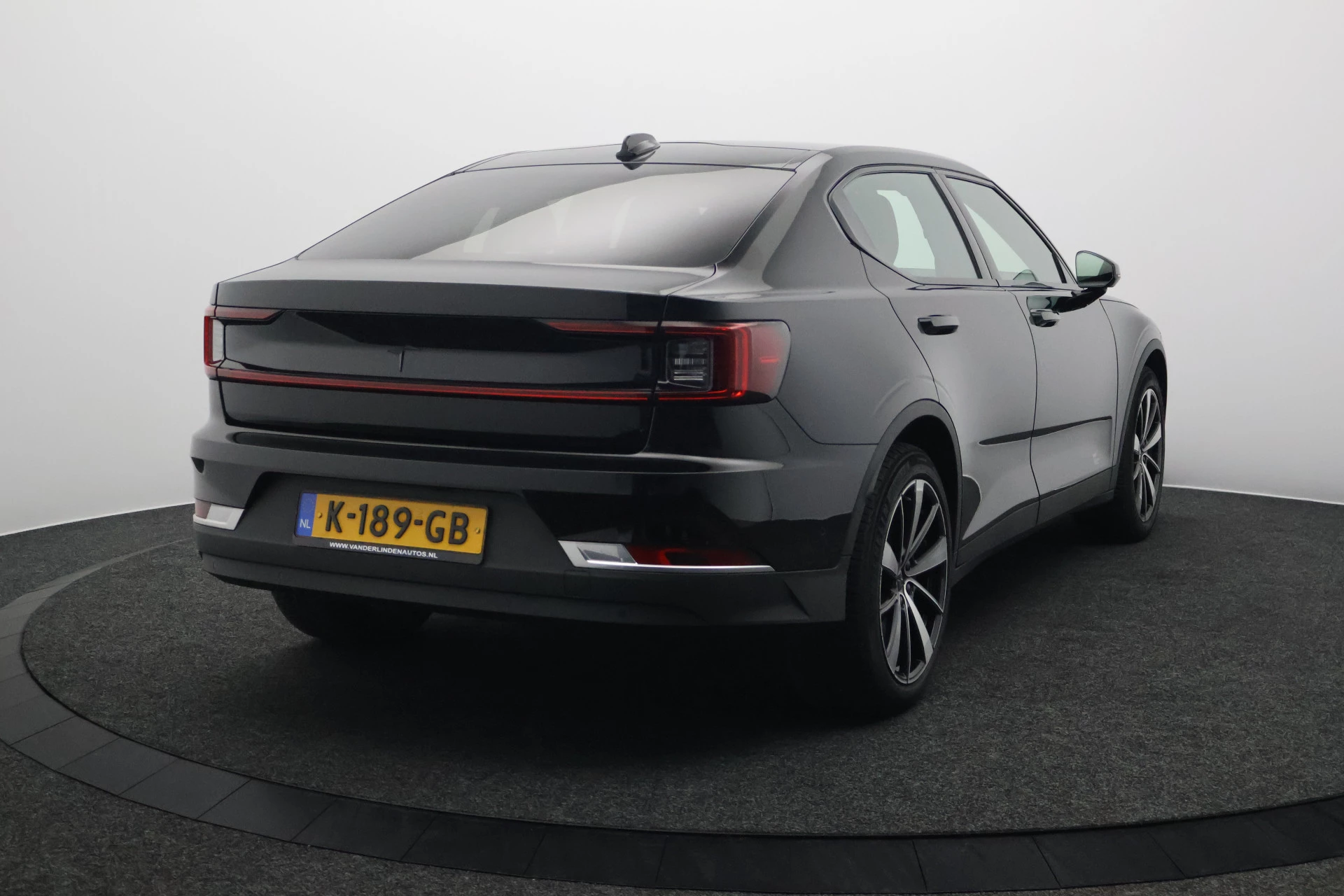 Hoofdafbeelding Polestar 2