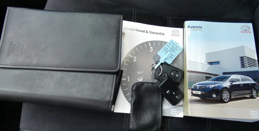 Hoofdafbeelding Toyota Avensis