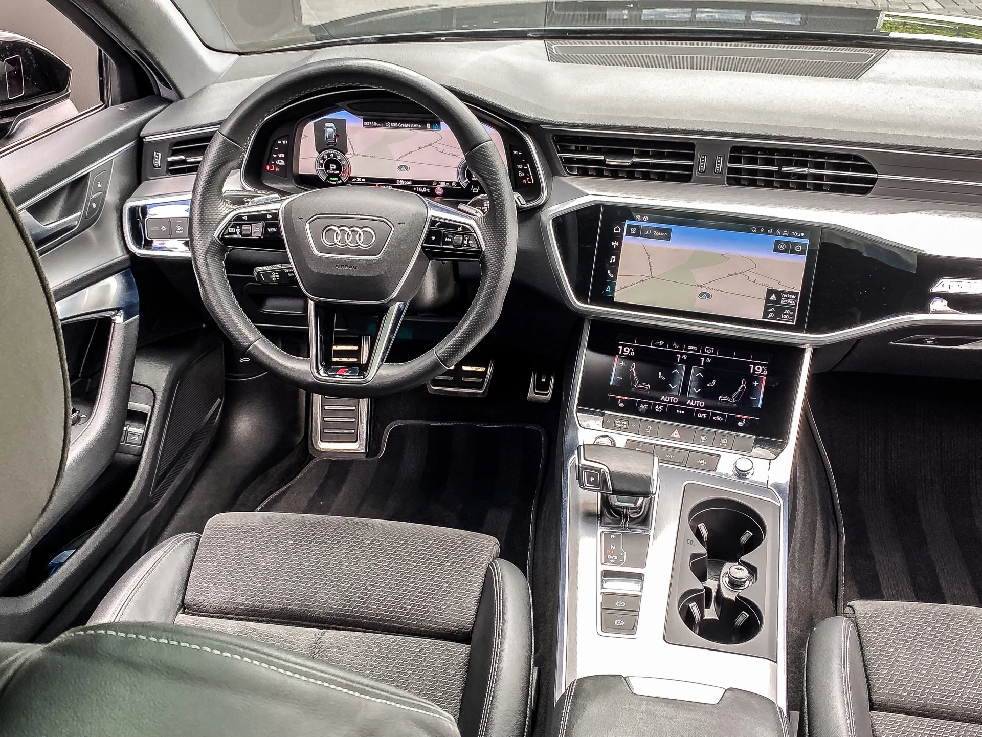 Hoofdafbeelding Audi A6