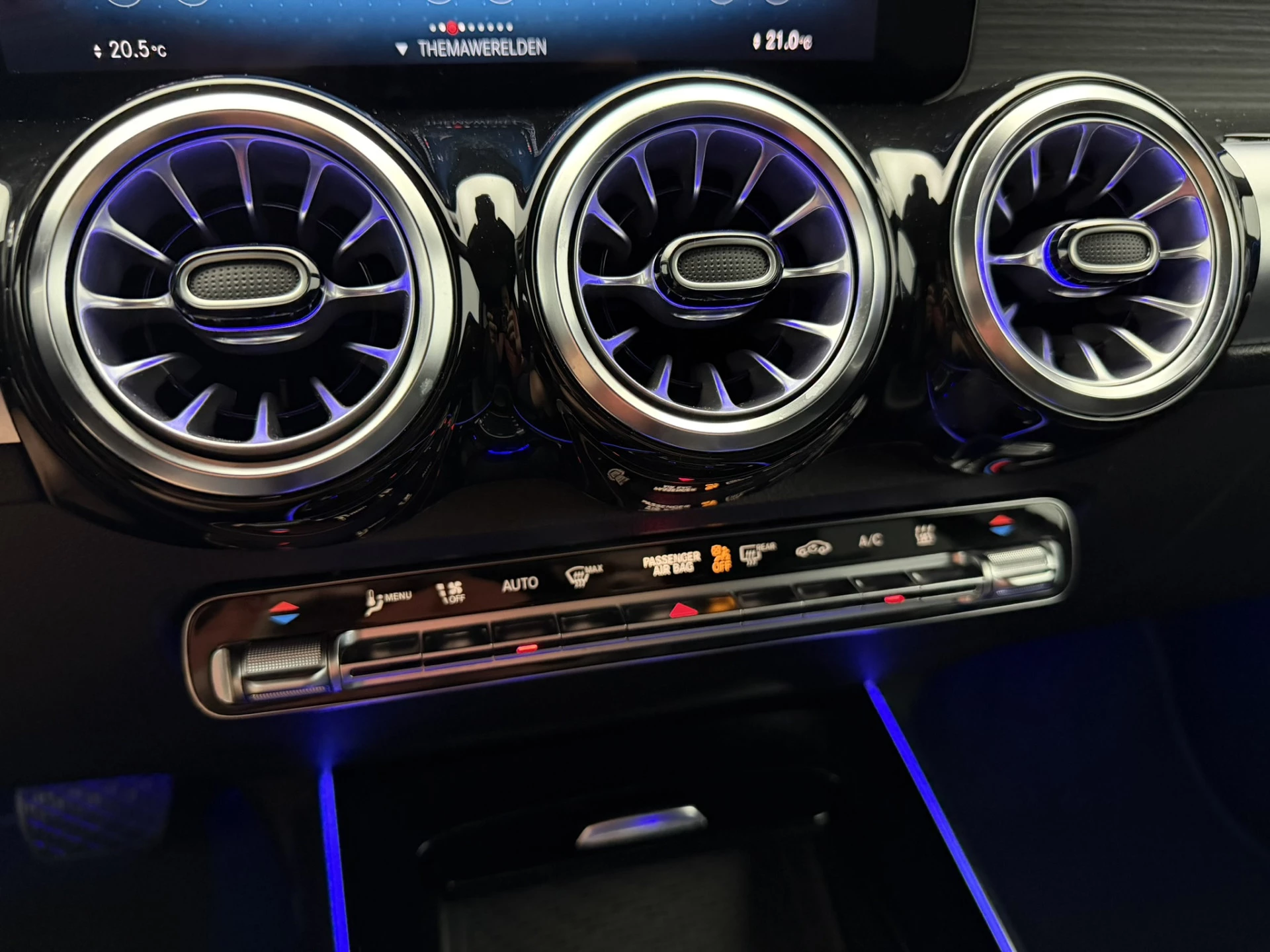 Hoofdafbeelding Mercedes-Benz EQB