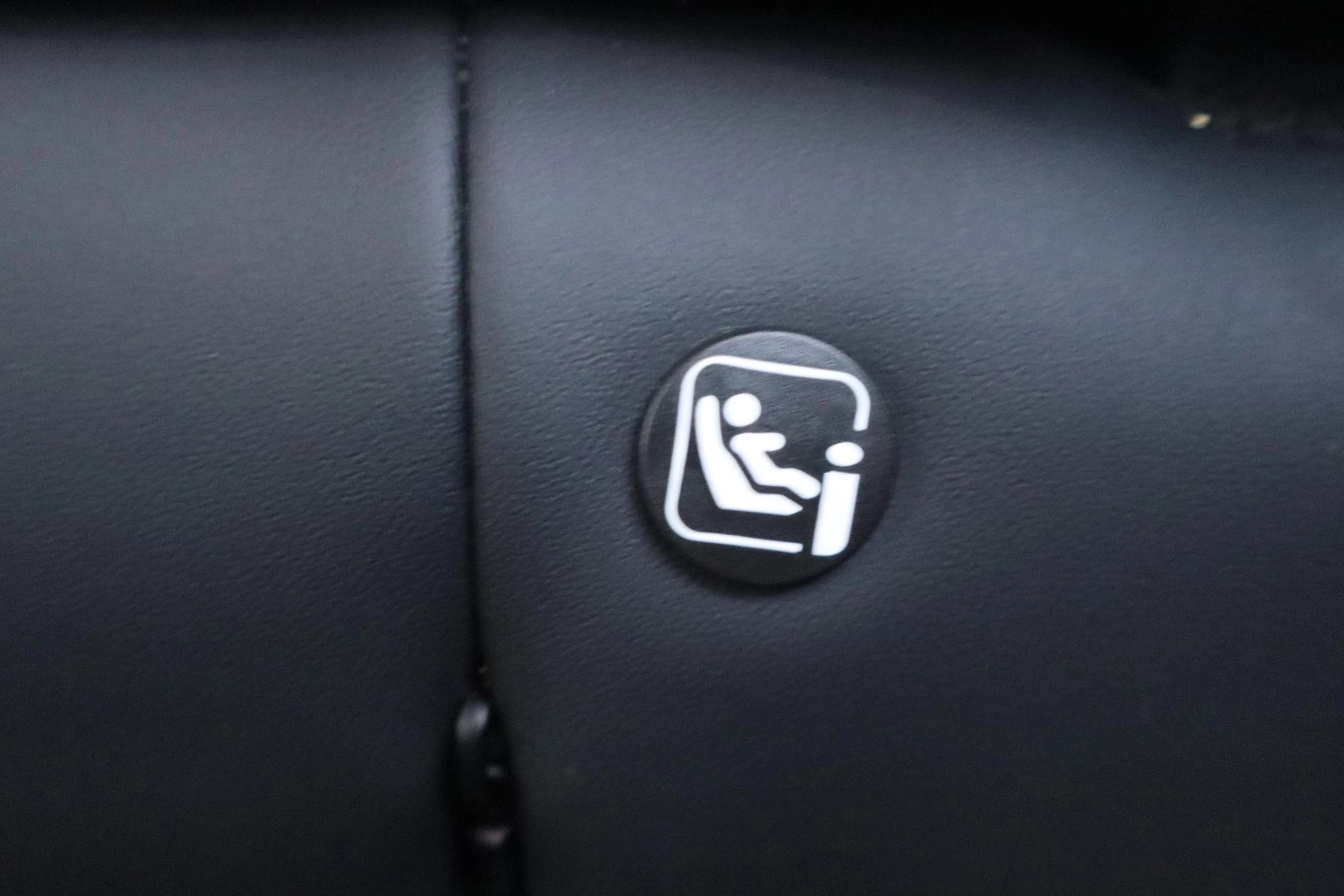 Hoofdafbeelding Peugeot e-2008