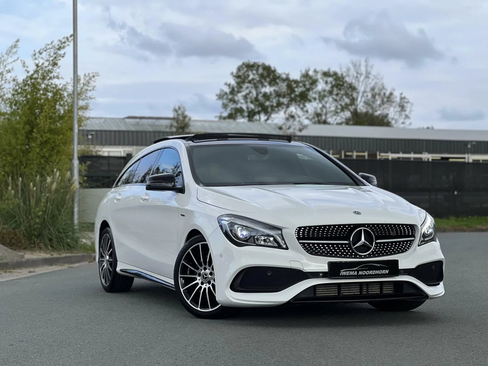 Hoofdafbeelding Mercedes-Benz CLA