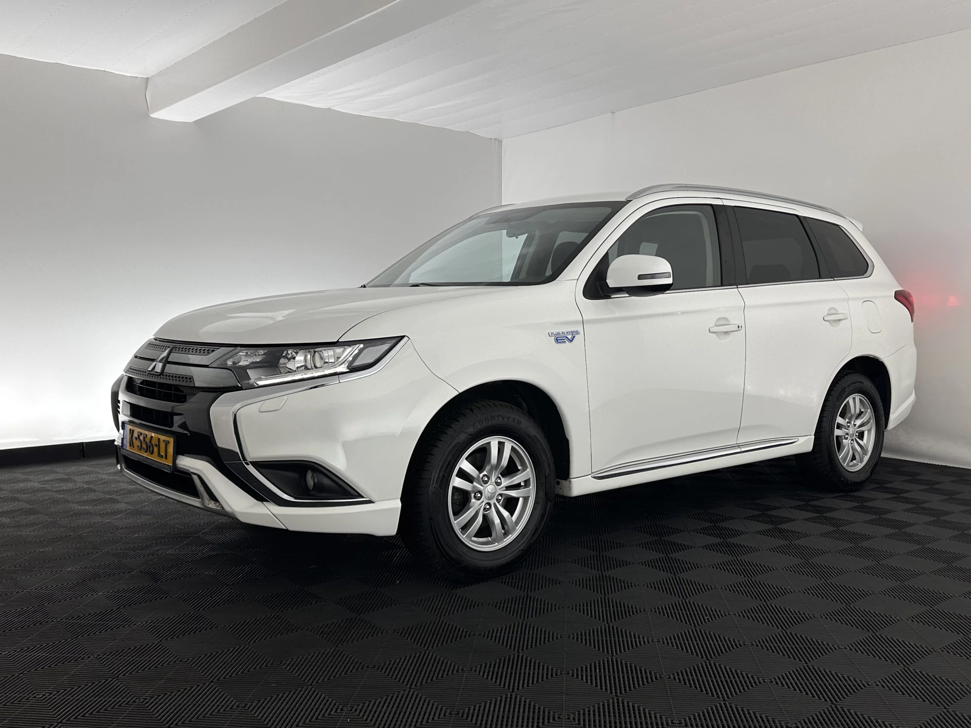 Hoofdafbeelding Mitsubishi Outlander