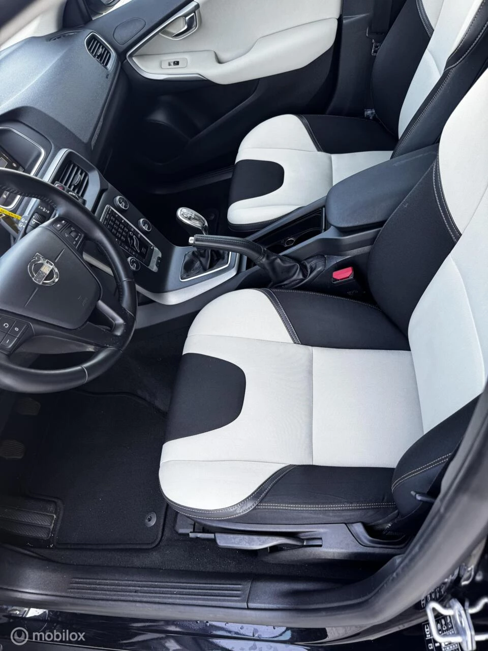 Hoofdafbeelding Volvo V40