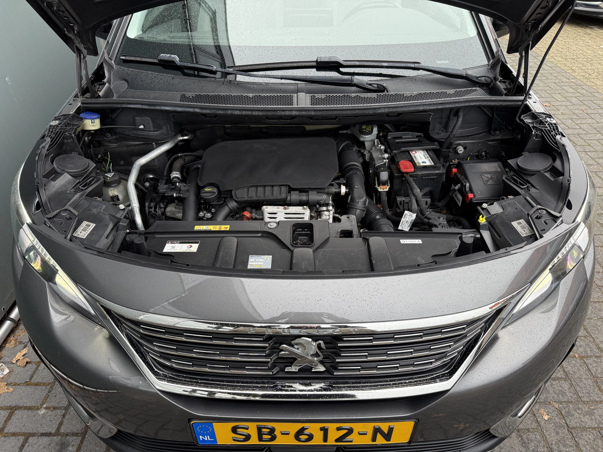 Hoofdafbeelding Peugeot 5008