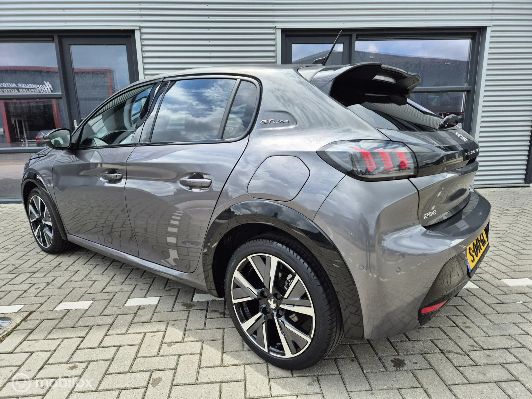 Hoofdafbeelding Peugeot 208