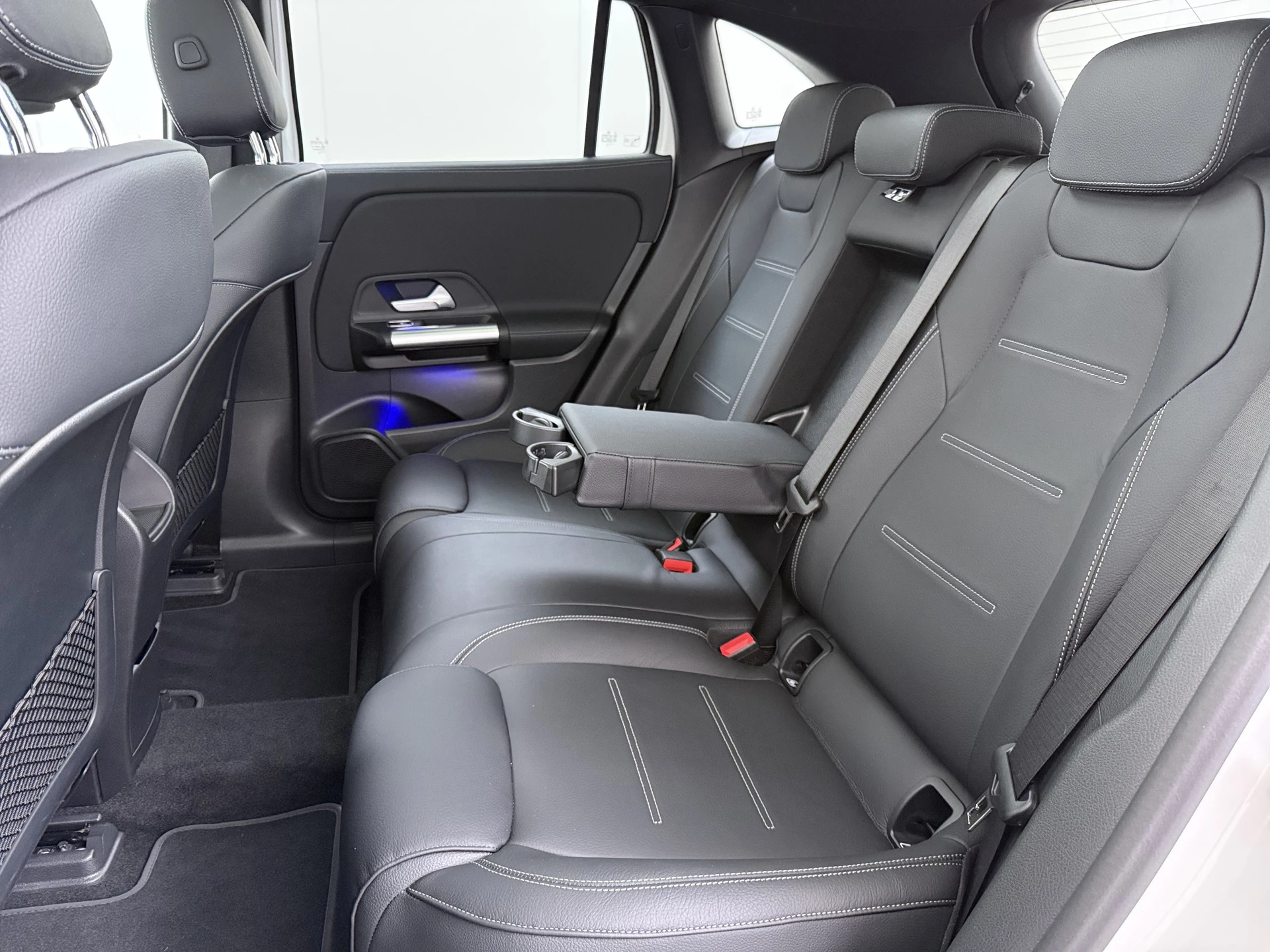 Hoofdafbeelding Mercedes-Benz EQA