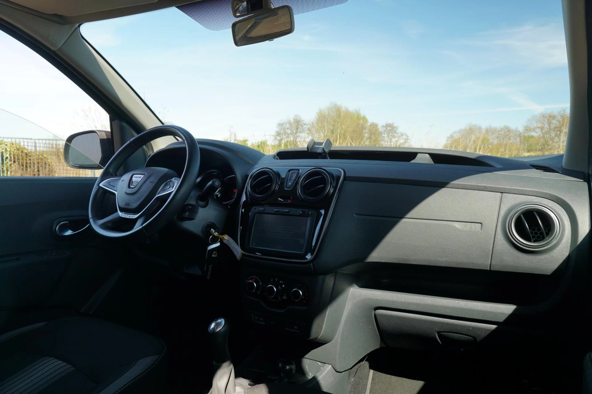 Hoofdafbeelding Dacia Dokker
