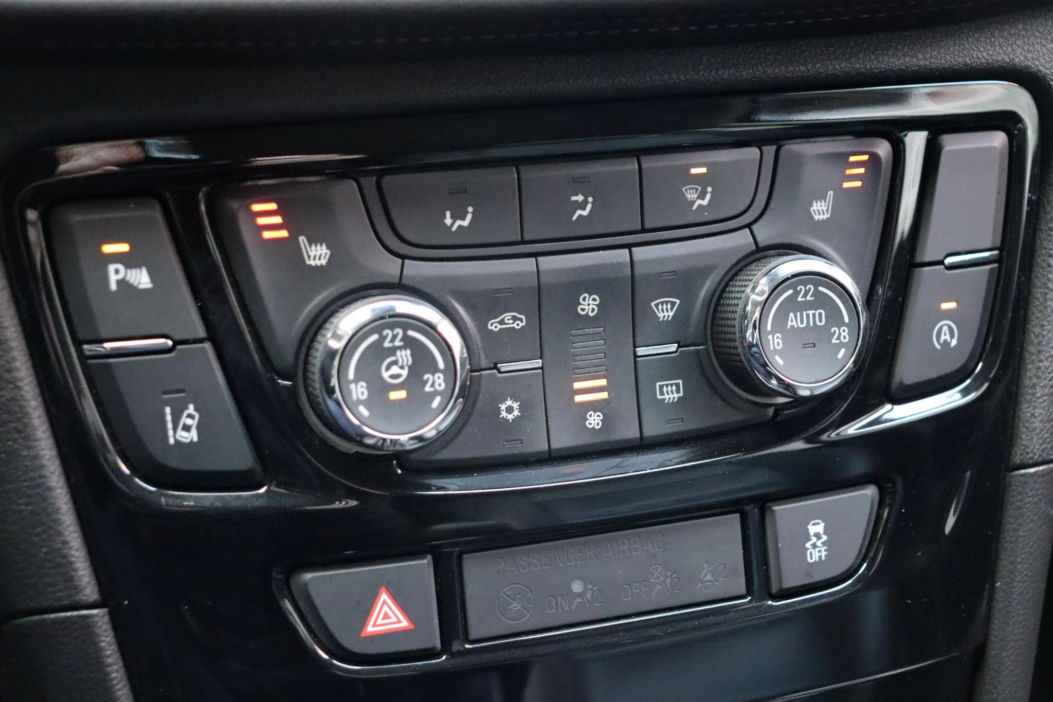 Hoofdafbeelding Opel Mokka X