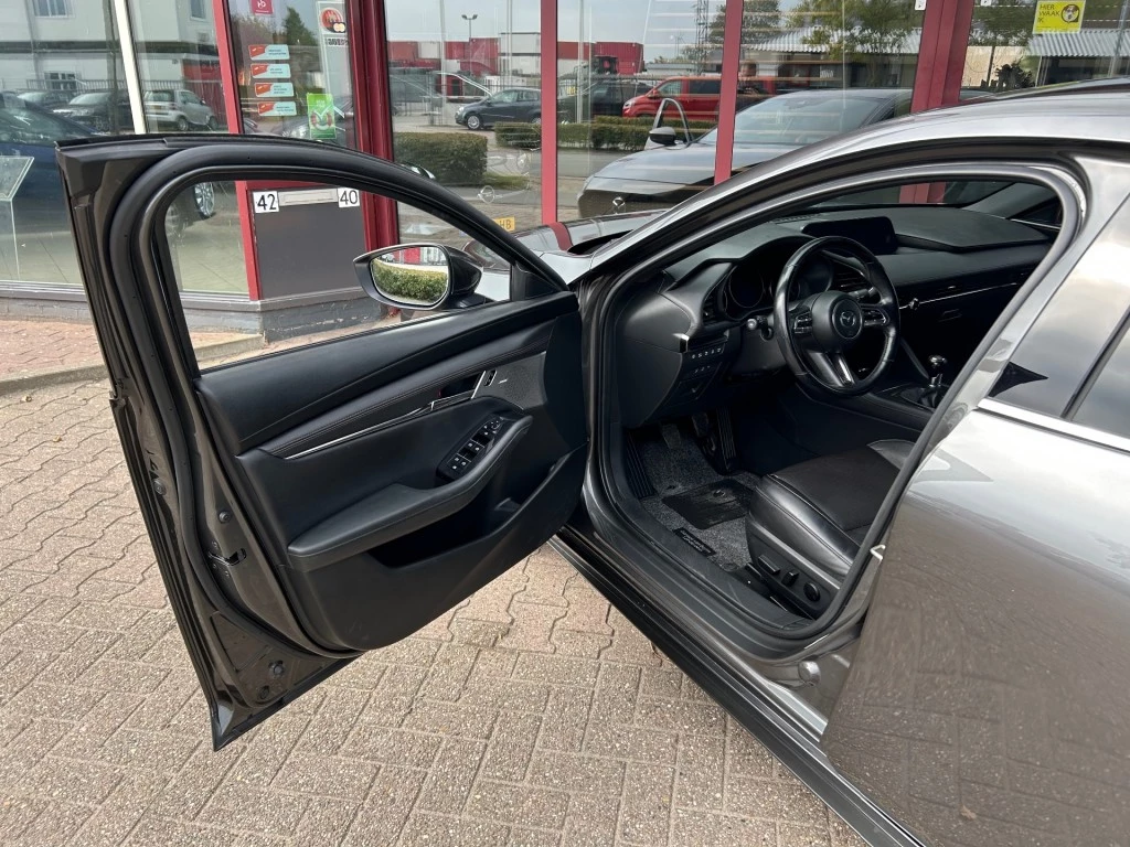 Hoofdafbeelding Mazda 3