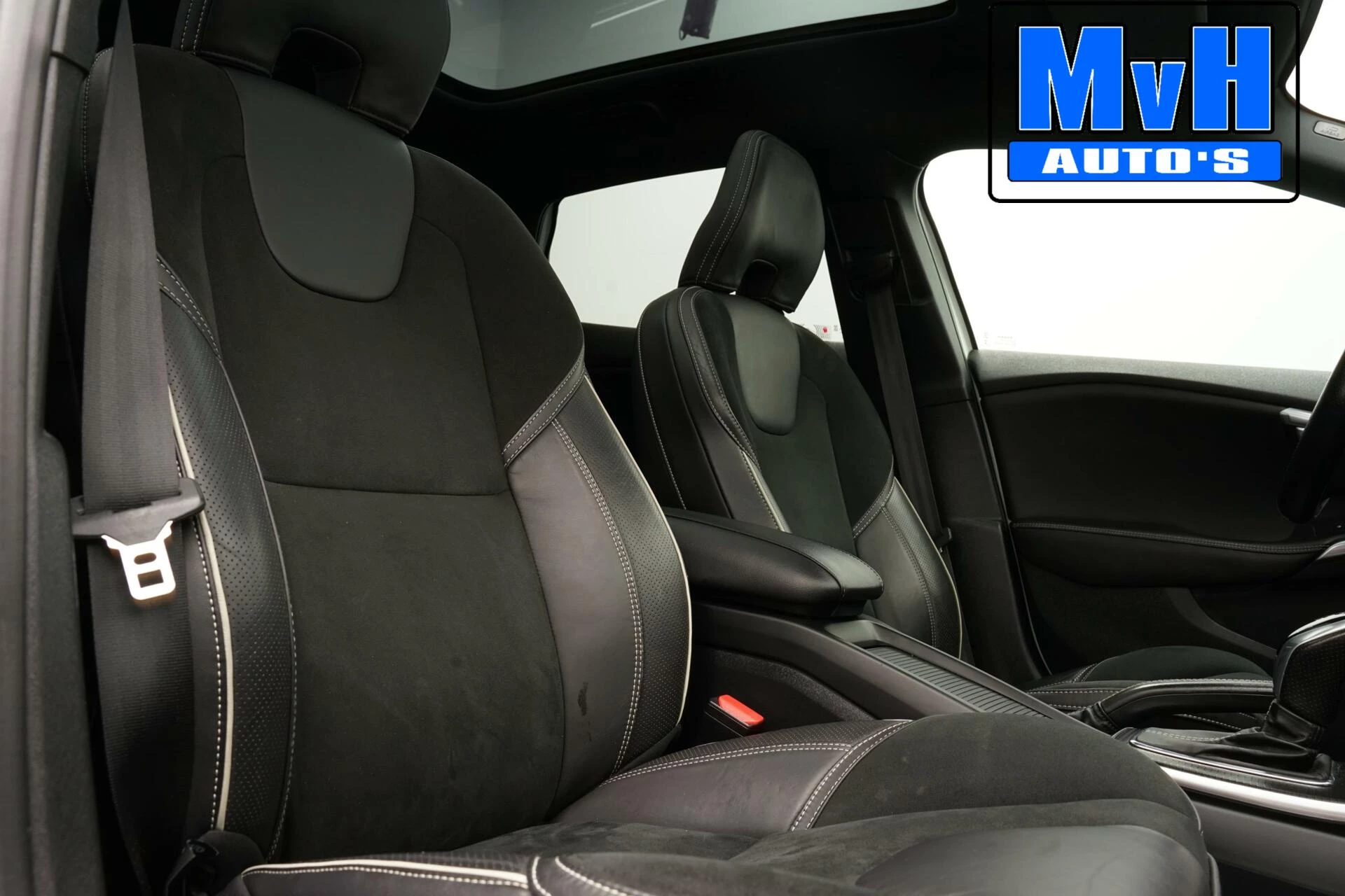 Hoofdafbeelding Volvo V40