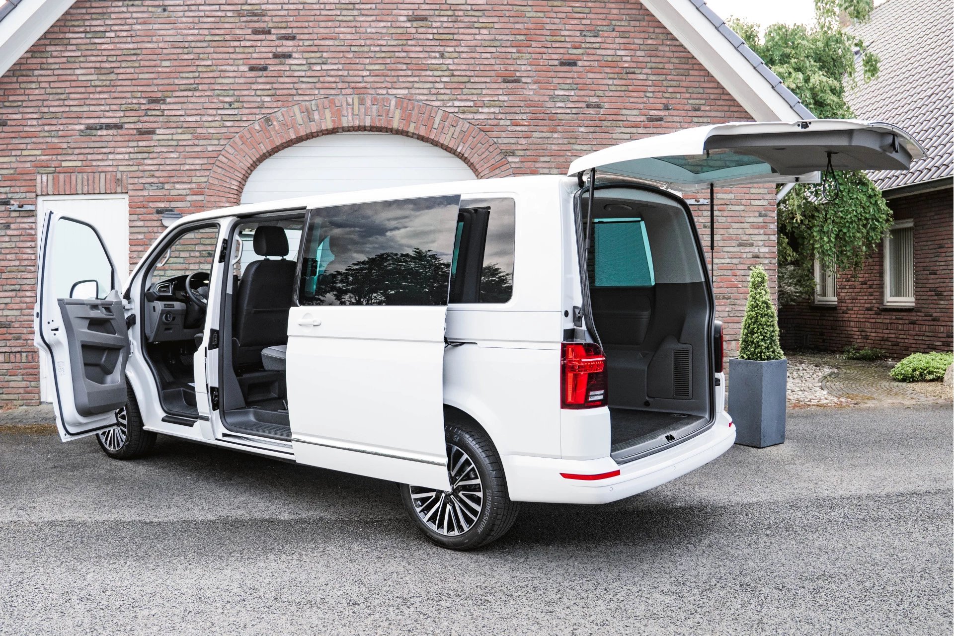 Hoofdafbeelding Volkswagen Transporter