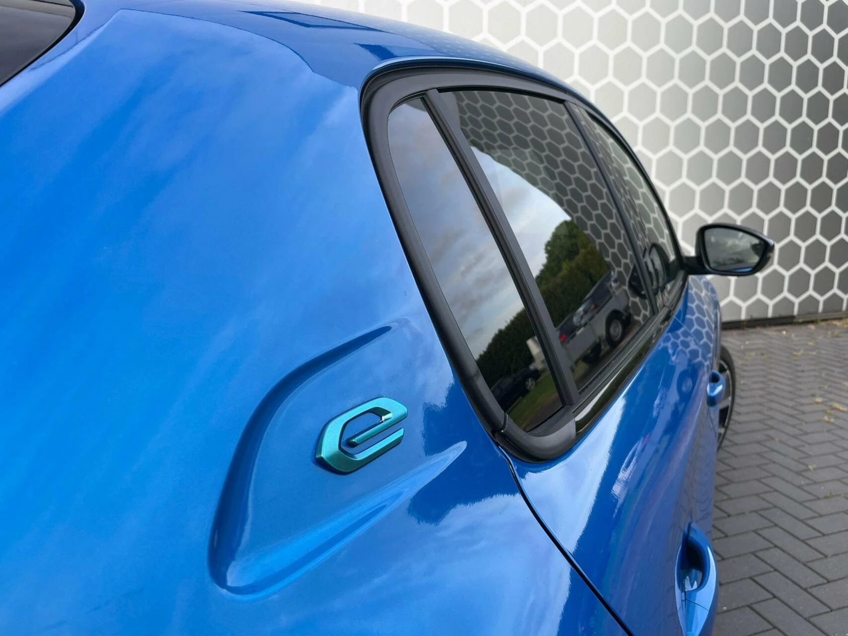 Hoofdafbeelding Peugeot e-208
