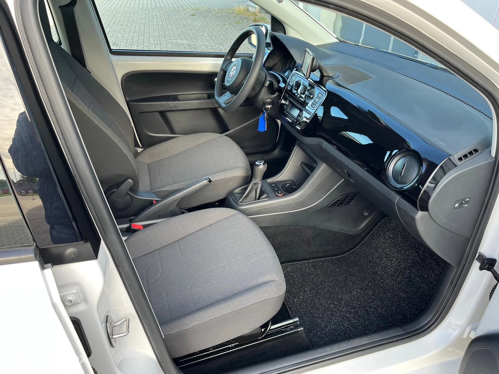 Hoofdafbeelding Volkswagen up!