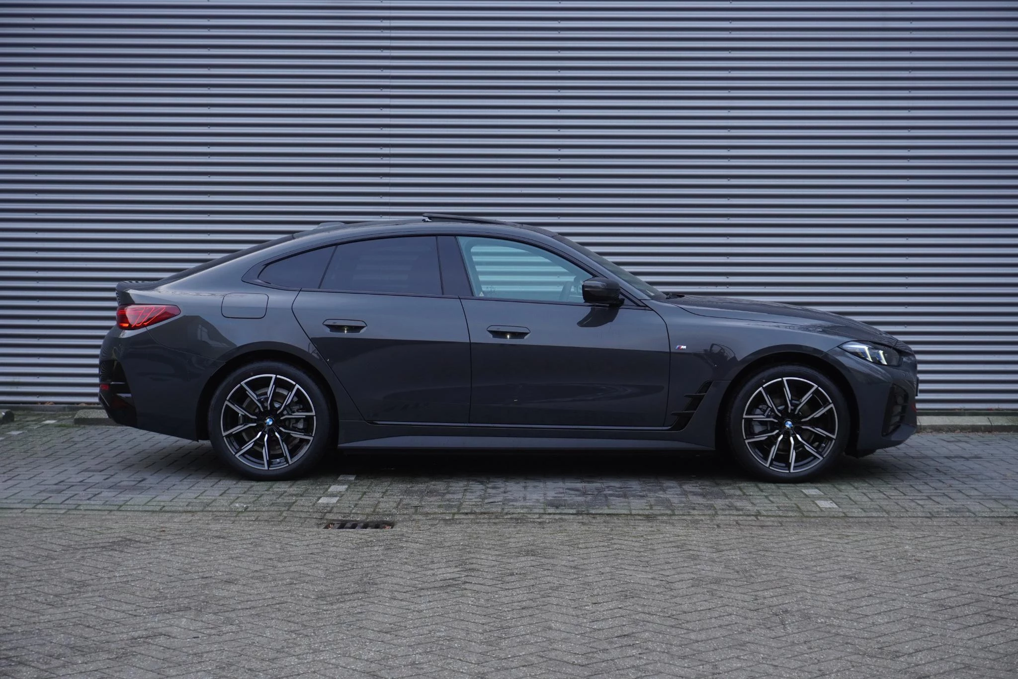 Hoofdafbeelding BMW i4