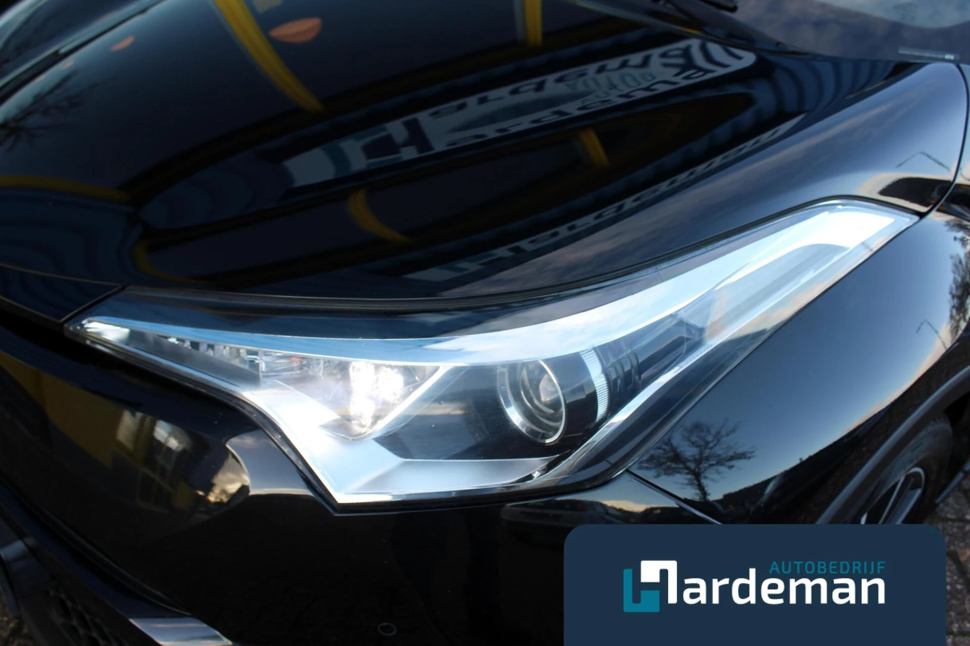 Hoofdafbeelding Toyota C-HR