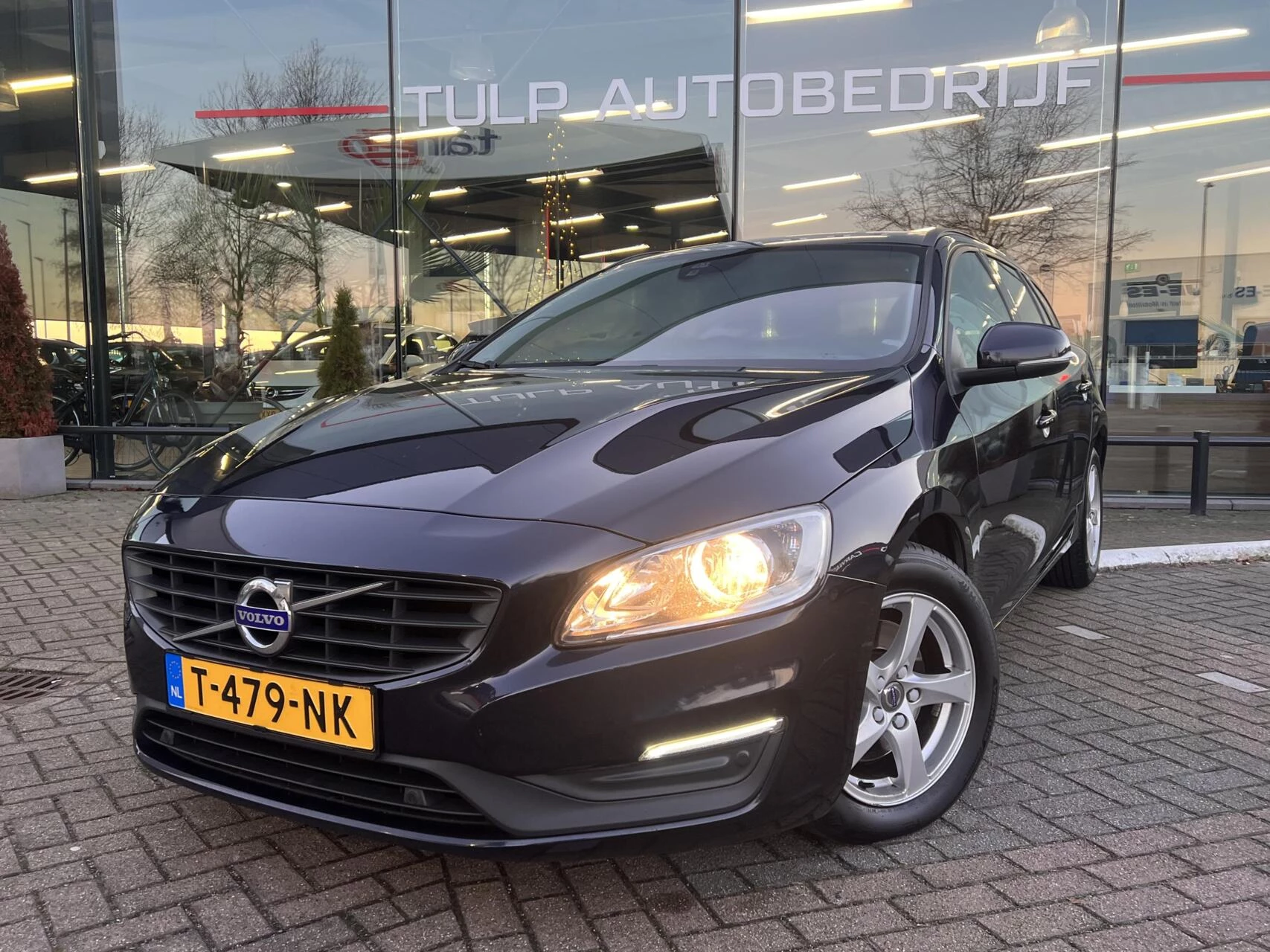 Hoofdafbeelding Volvo V60