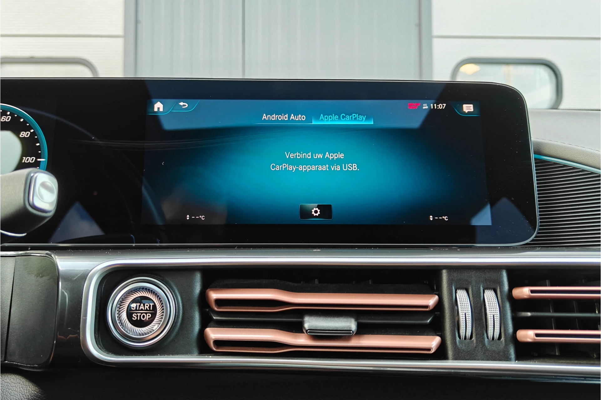 Hoofdafbeelding Mercedes-Benz EQC
