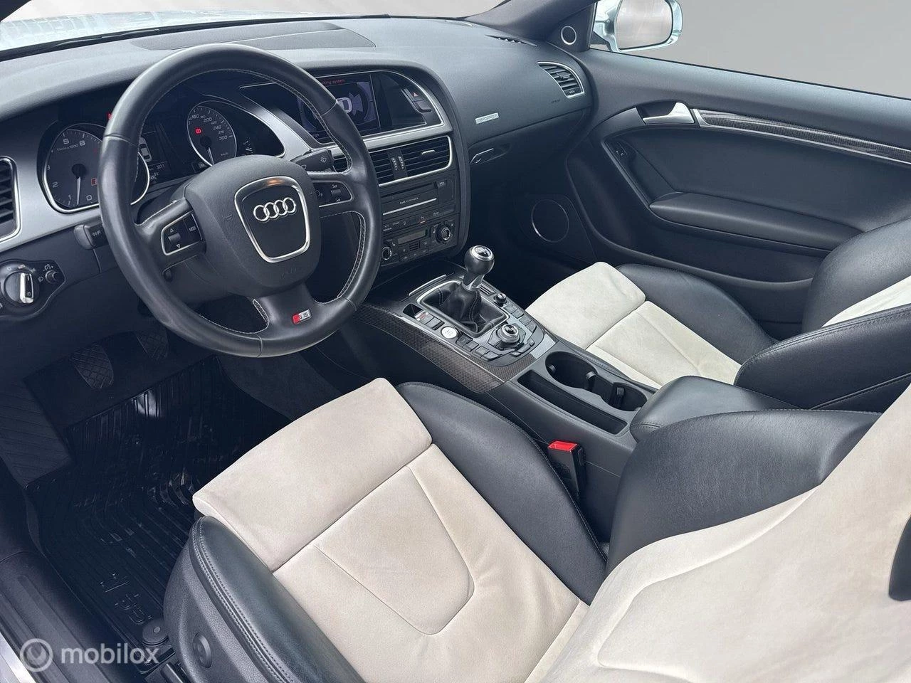 Hoofdafbeelding Audi S5