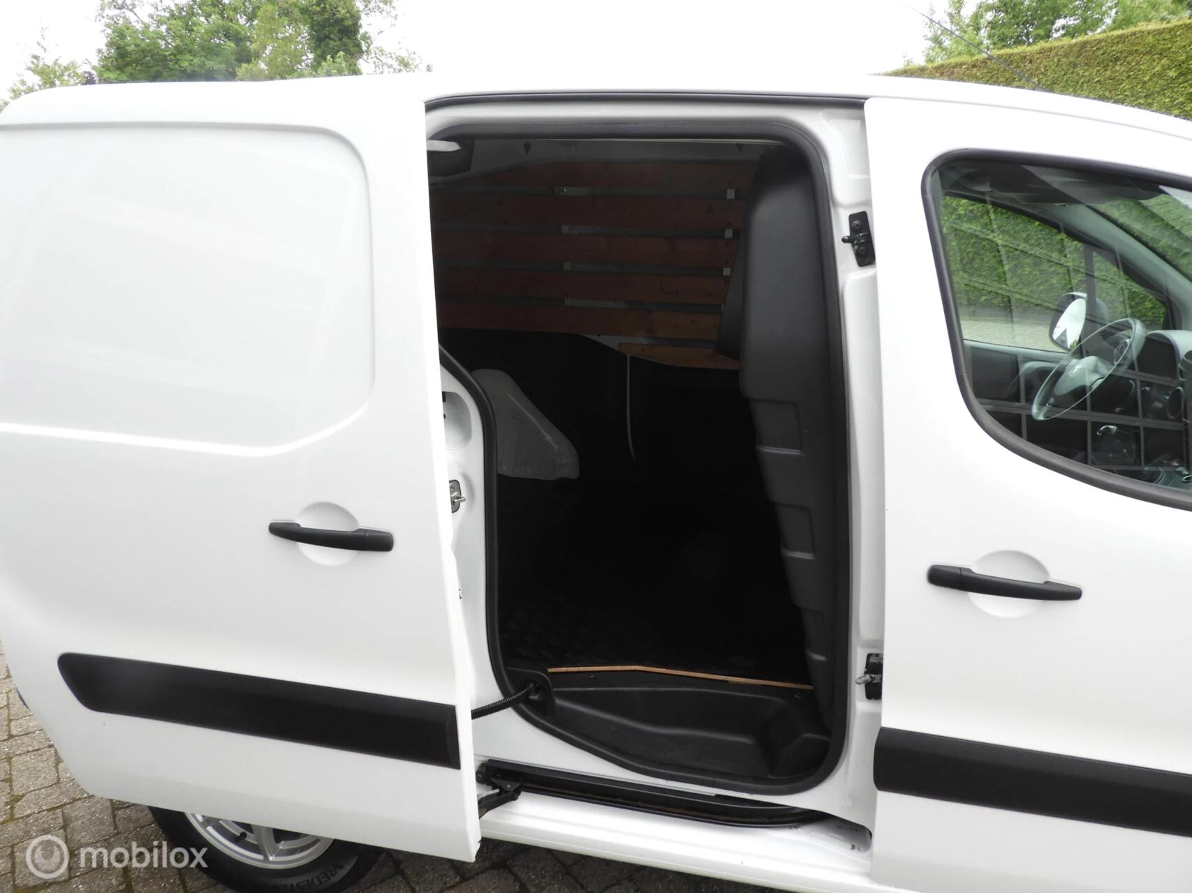 Hoofdafbeelding Peugeot Partner