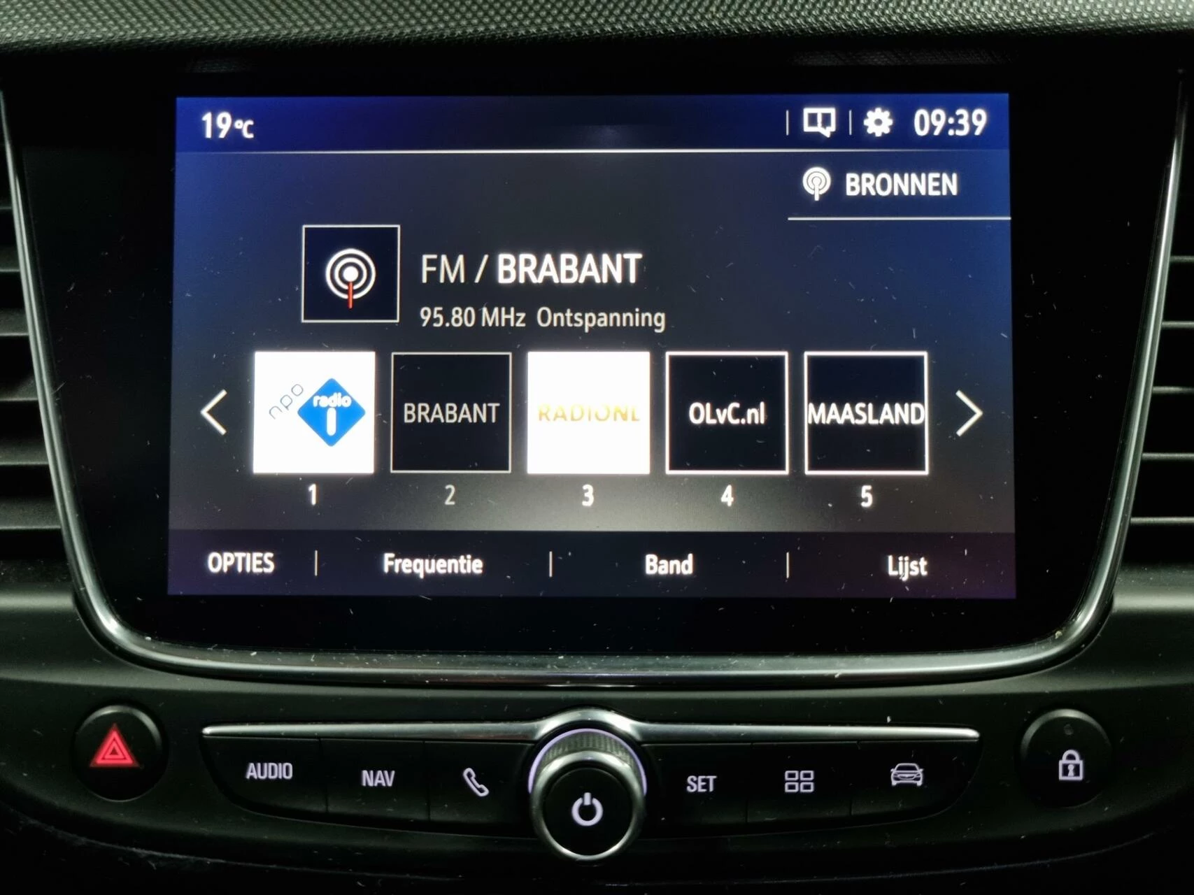 Hoofdafbeelding Opel Crossland X