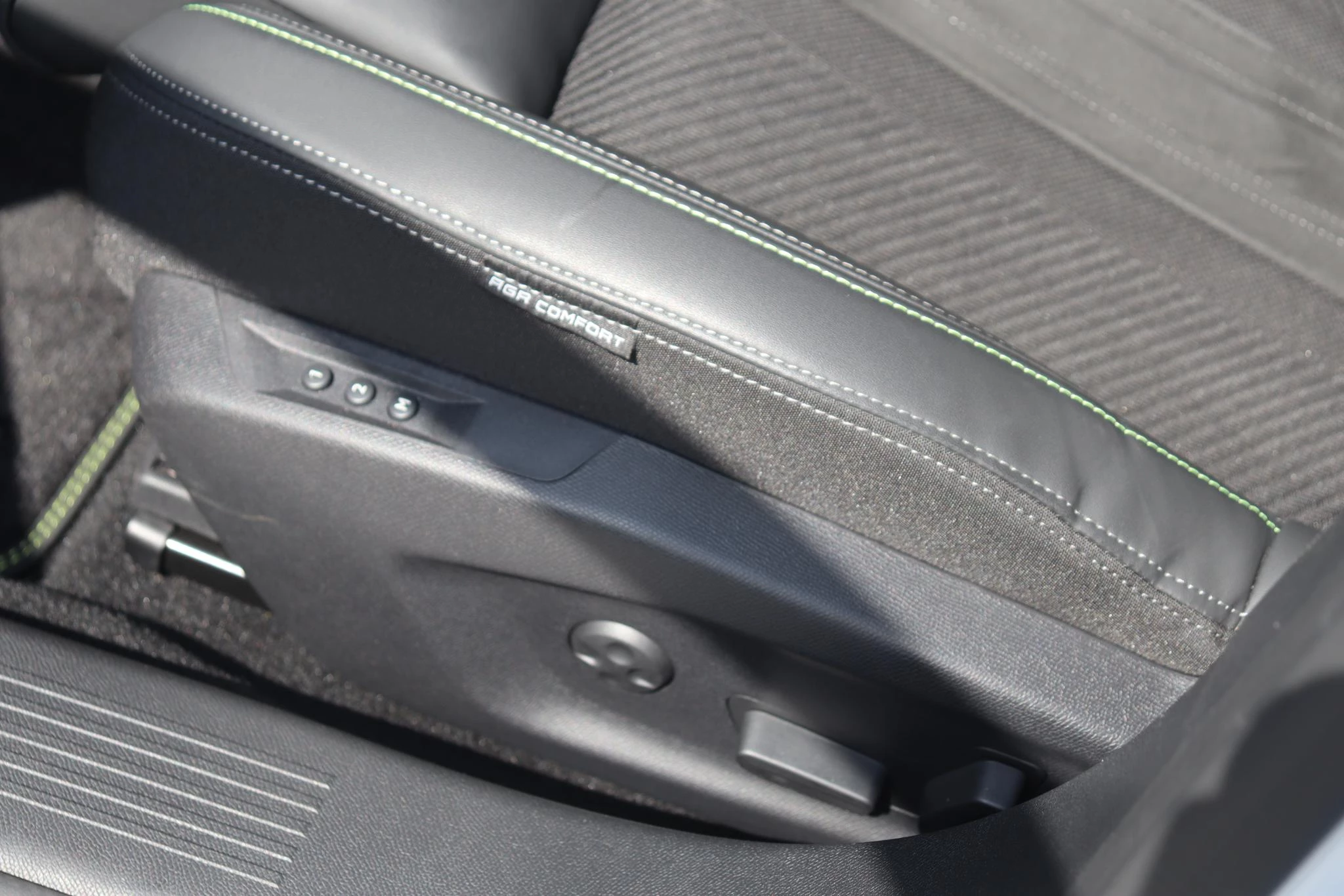 Hoofdafbeelding Peugeot 408