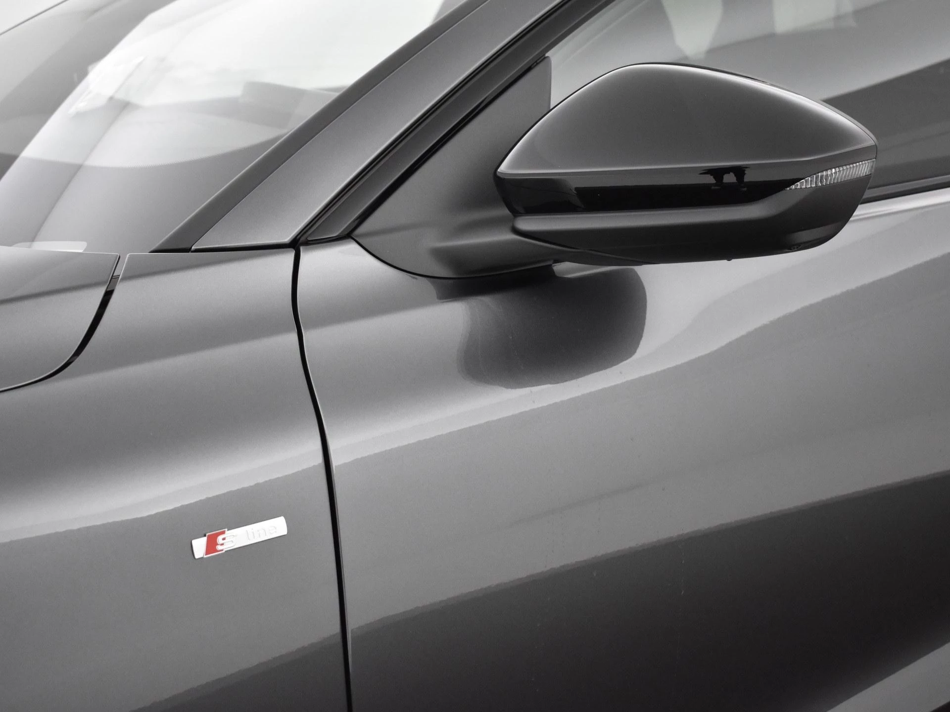 Hoofdafbeelding Audi A6 Avant e-tron