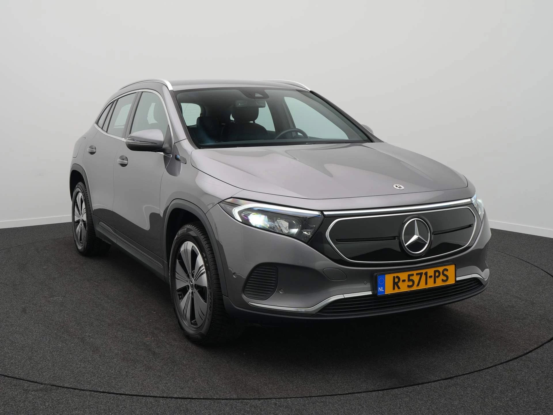 Hoofdafbeelding Mercedes-Benz EQA