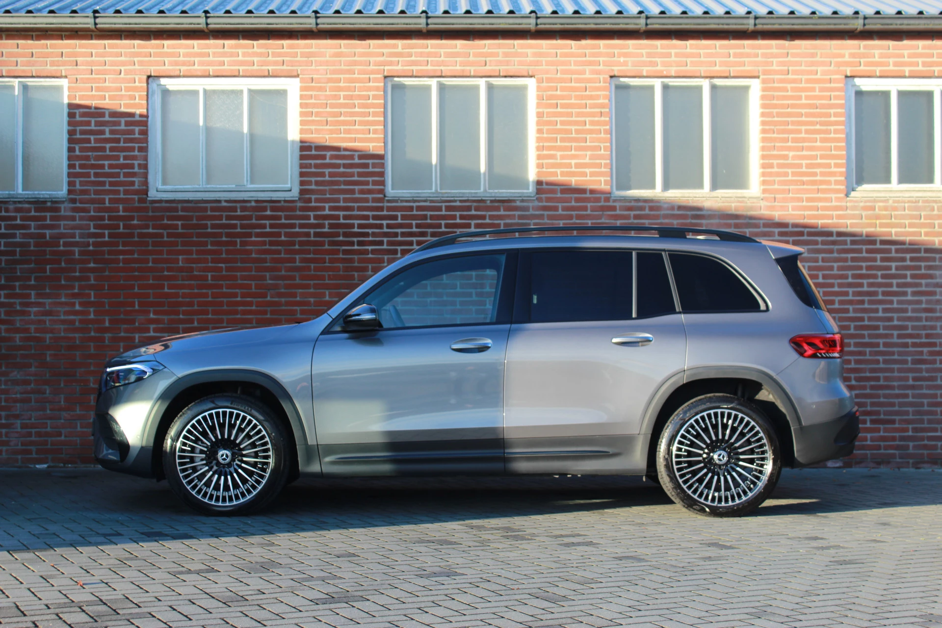 Hoofdafbeelding Mercedes-Benz EQB