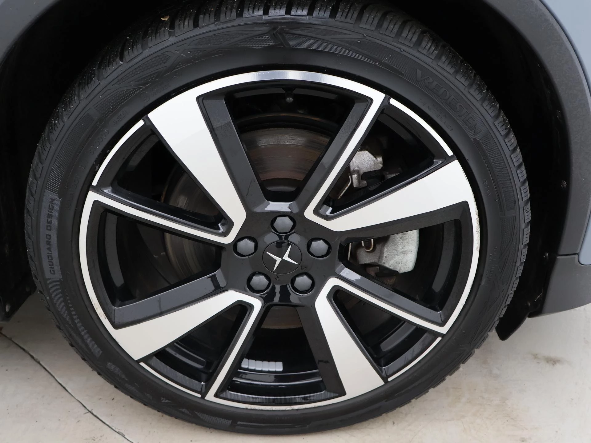Hoofdafbeelding Polestar 2