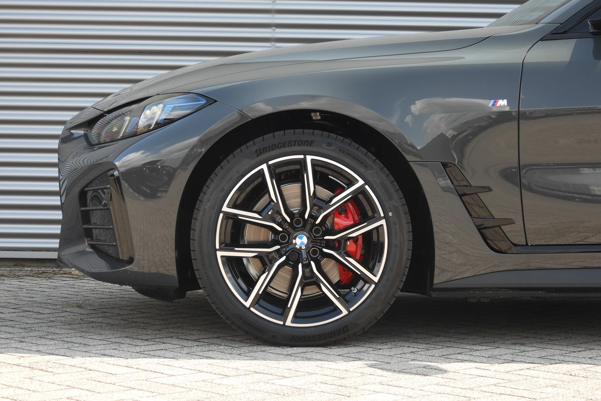 Hoofdafbeelding BMW i4