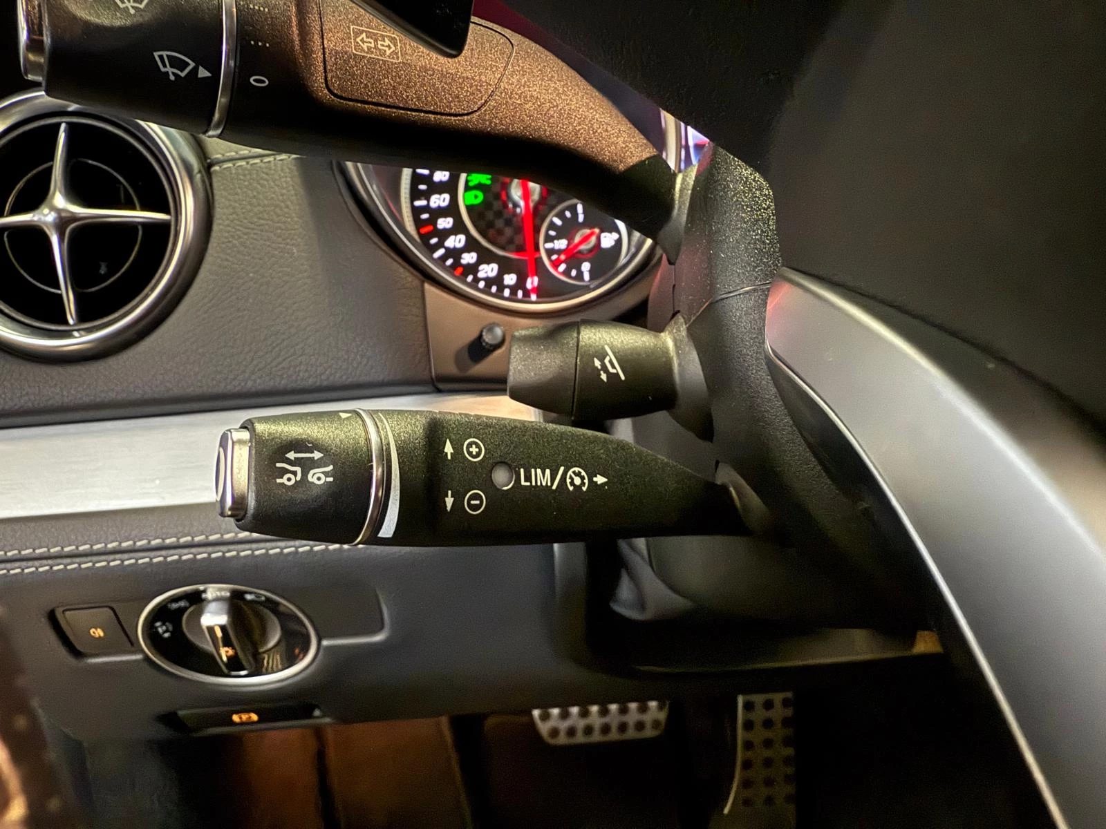 Hoofdafbeelding Mercedes-Benz SL