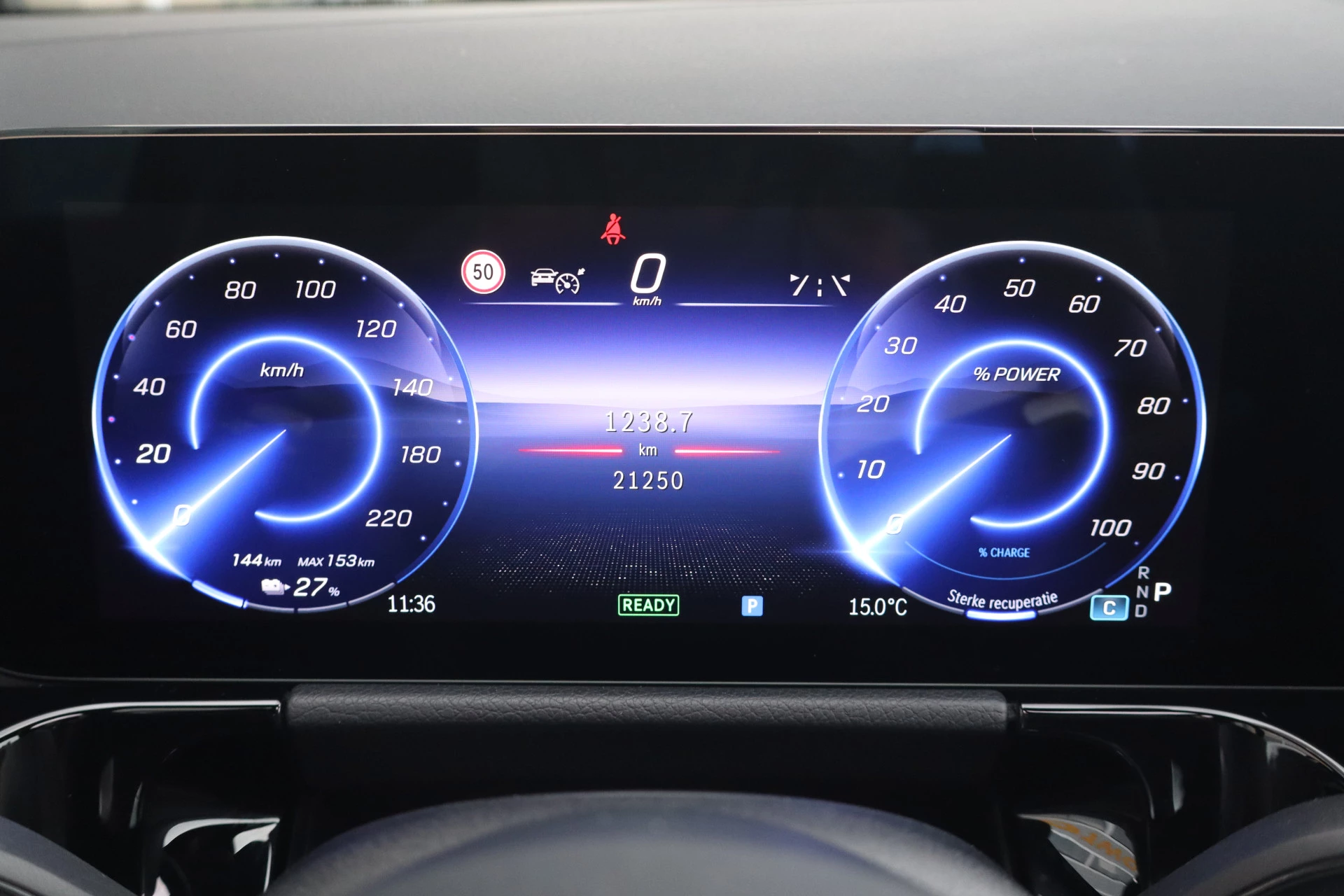 Hoofdafbeelding Mercedes-Benz EQA