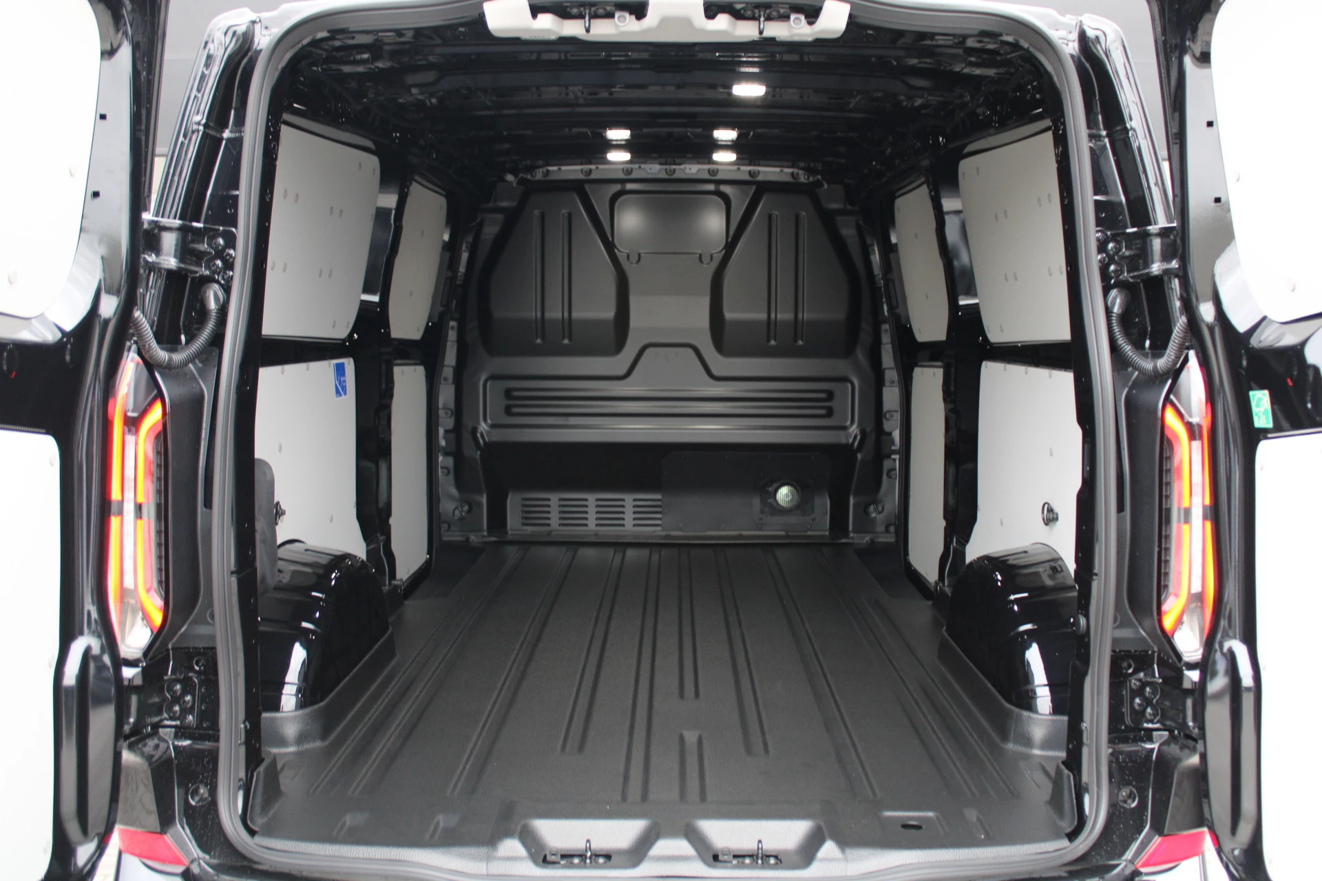 Hoofdafbeelding Ford E-Transit Custom