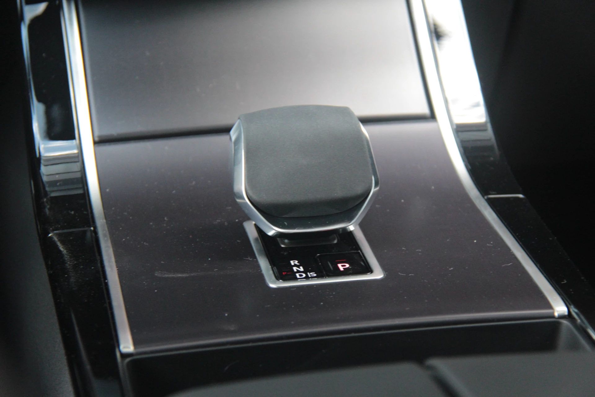 Hoofdafbeelding Land Rover Range Rover Velar