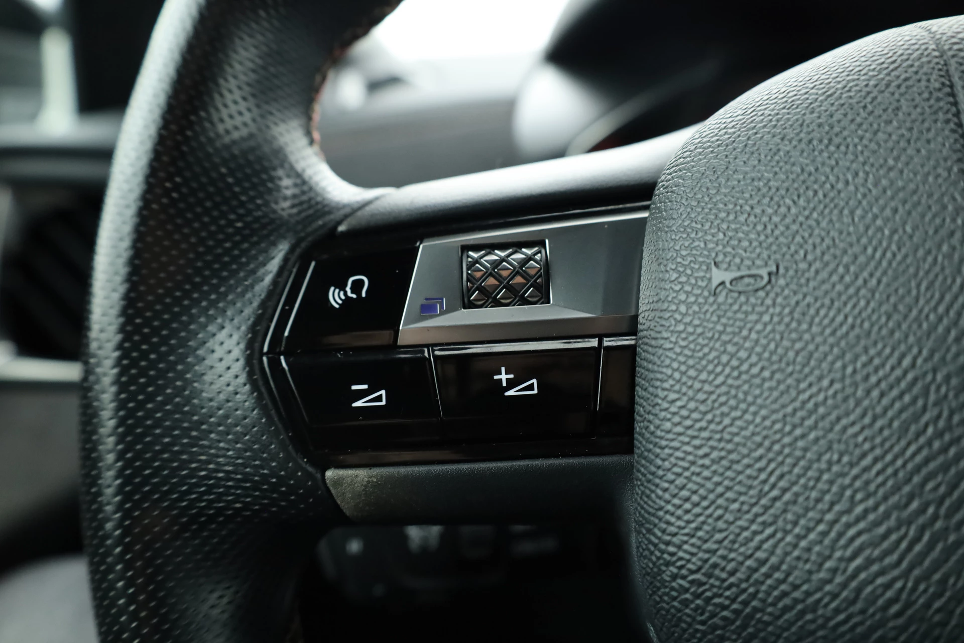 Hoofdafbeelding DS DS 3