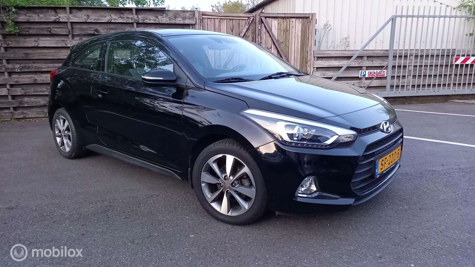 Hoofdafbeelding Hyundai i20