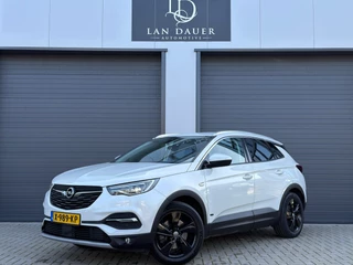 Opel Grandland X 1.6 Turbo Hybrid Elegance /Camera / Carplay