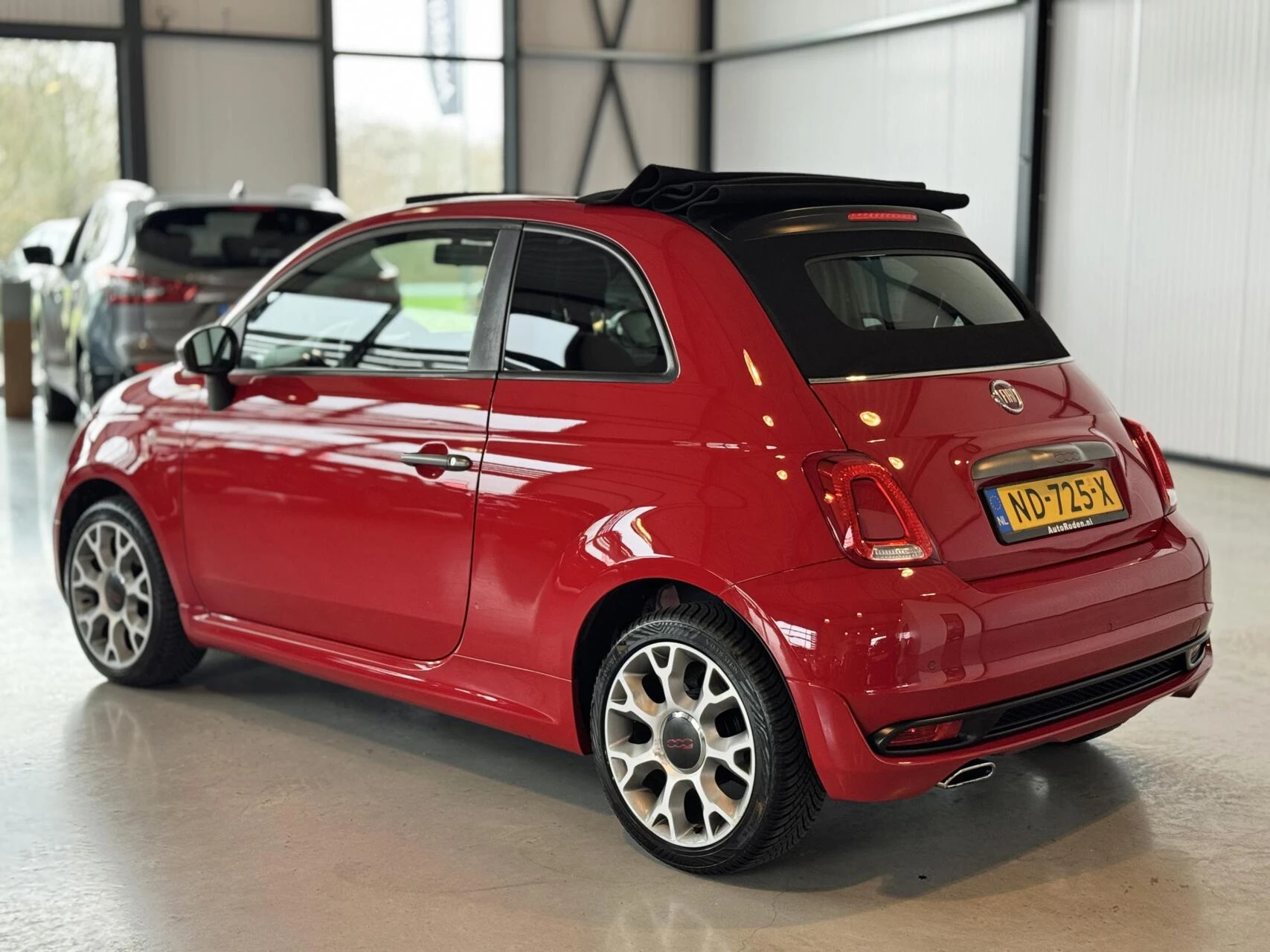 Hoofdafbeelding Fiat 500C