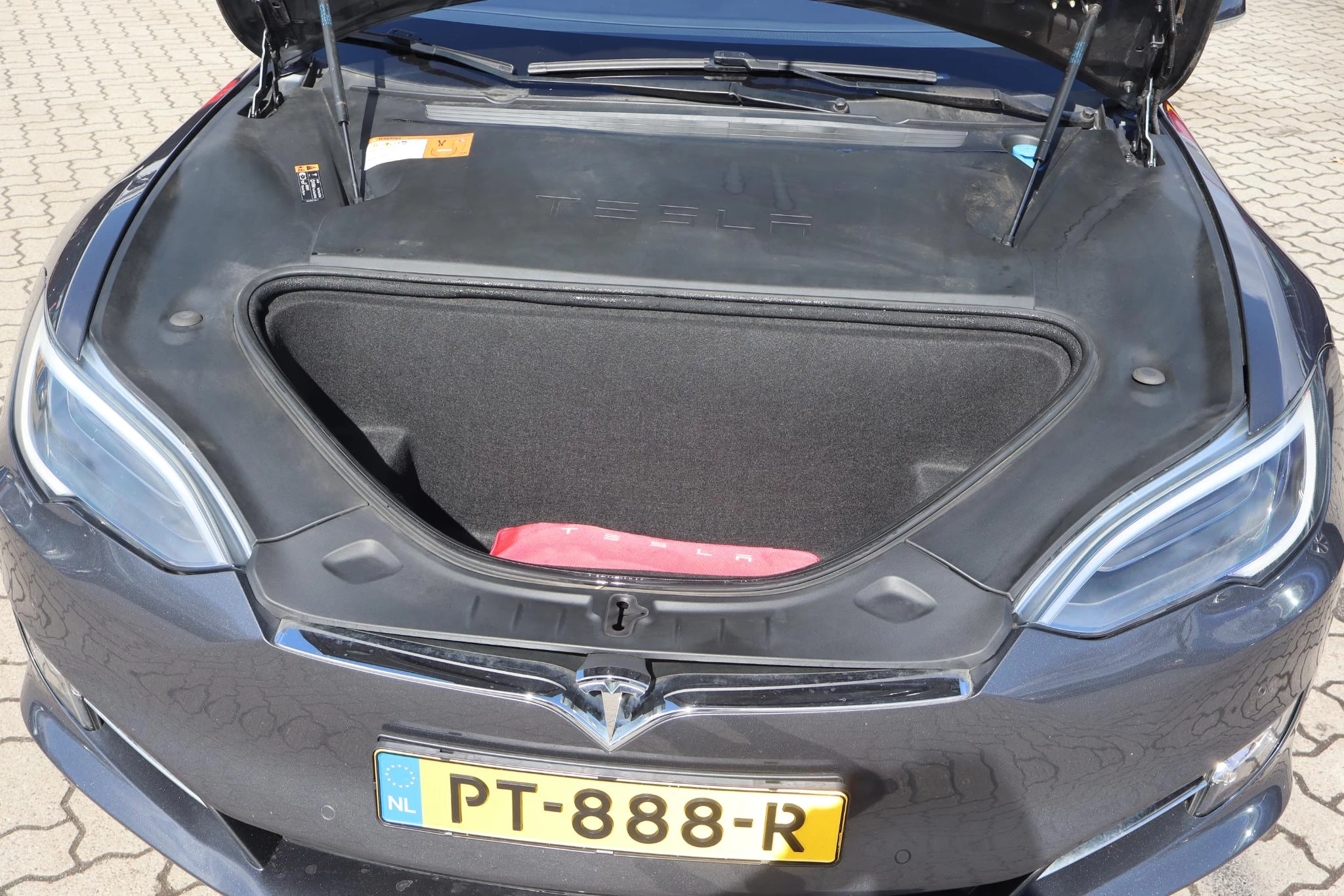 Hoofdafbeelding Tesla Model S