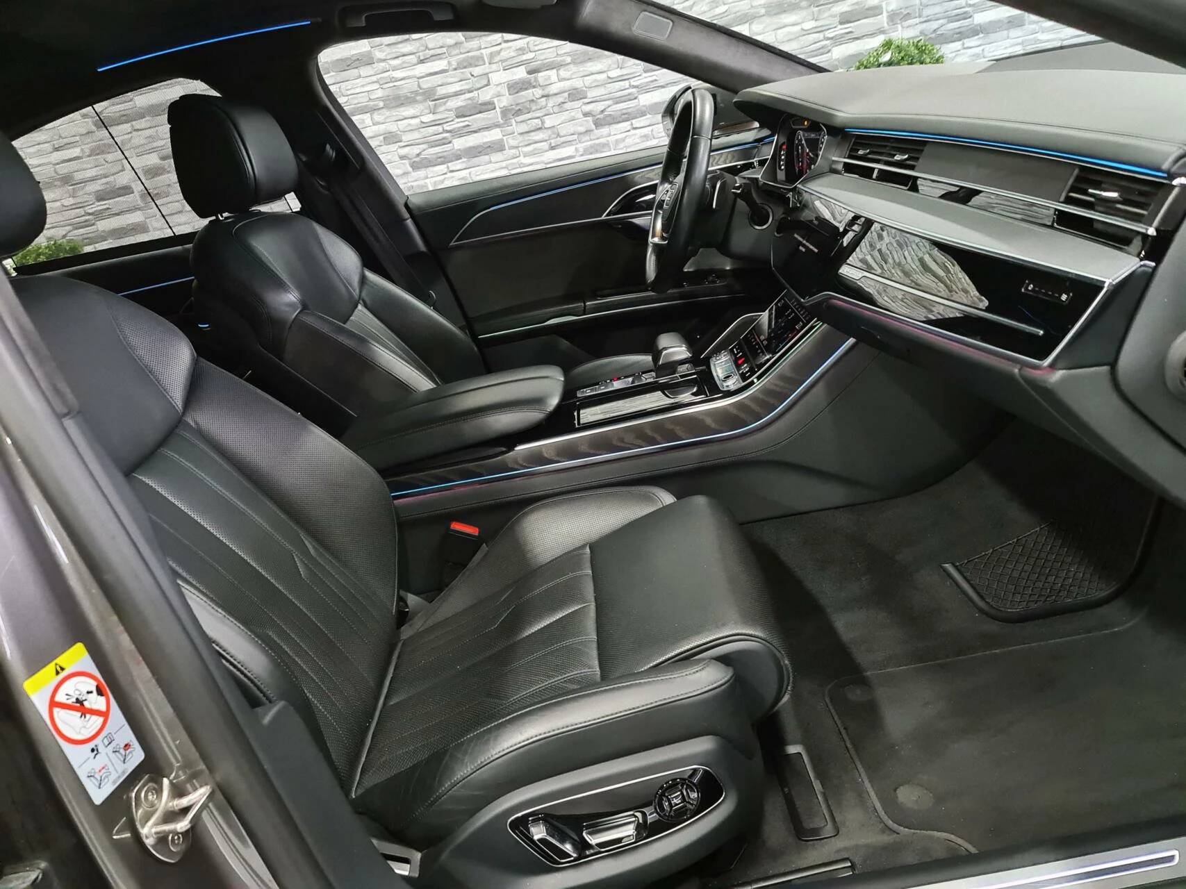 Hoofdafbeelding Audi A8