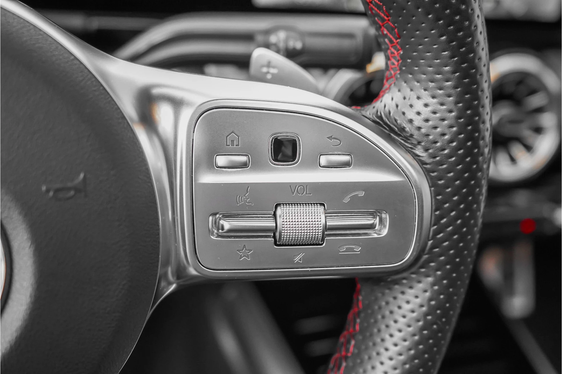 Hoofdafbeelding Mercedes-Benz EQA