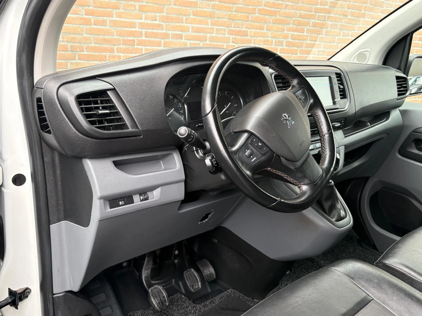 Hoofdafbeelding Peugeot Expert