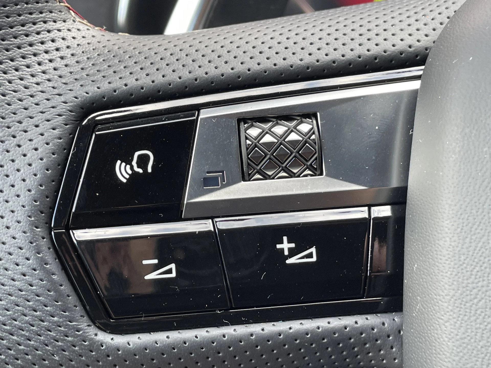 Hoofdafbeelding DS DS 7