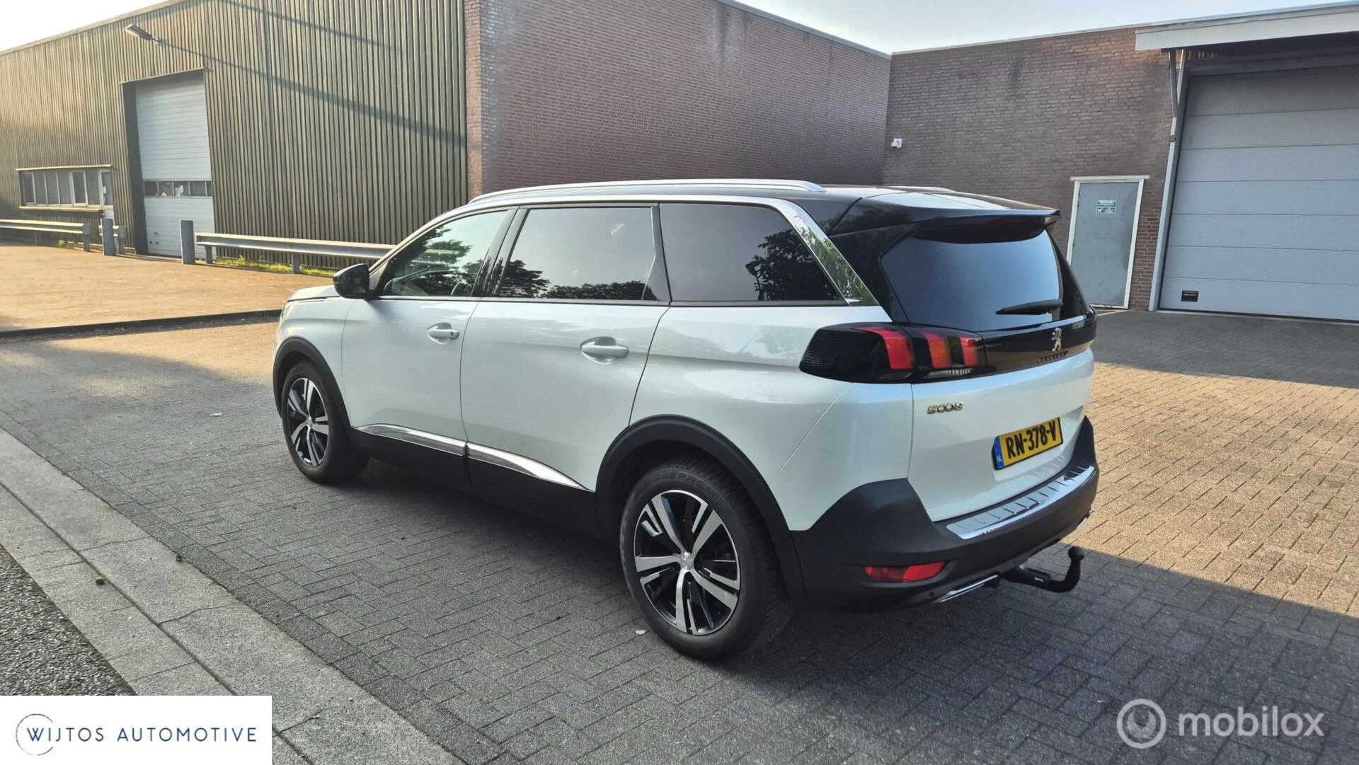 Hoofdafbeelding Peugeot 5008