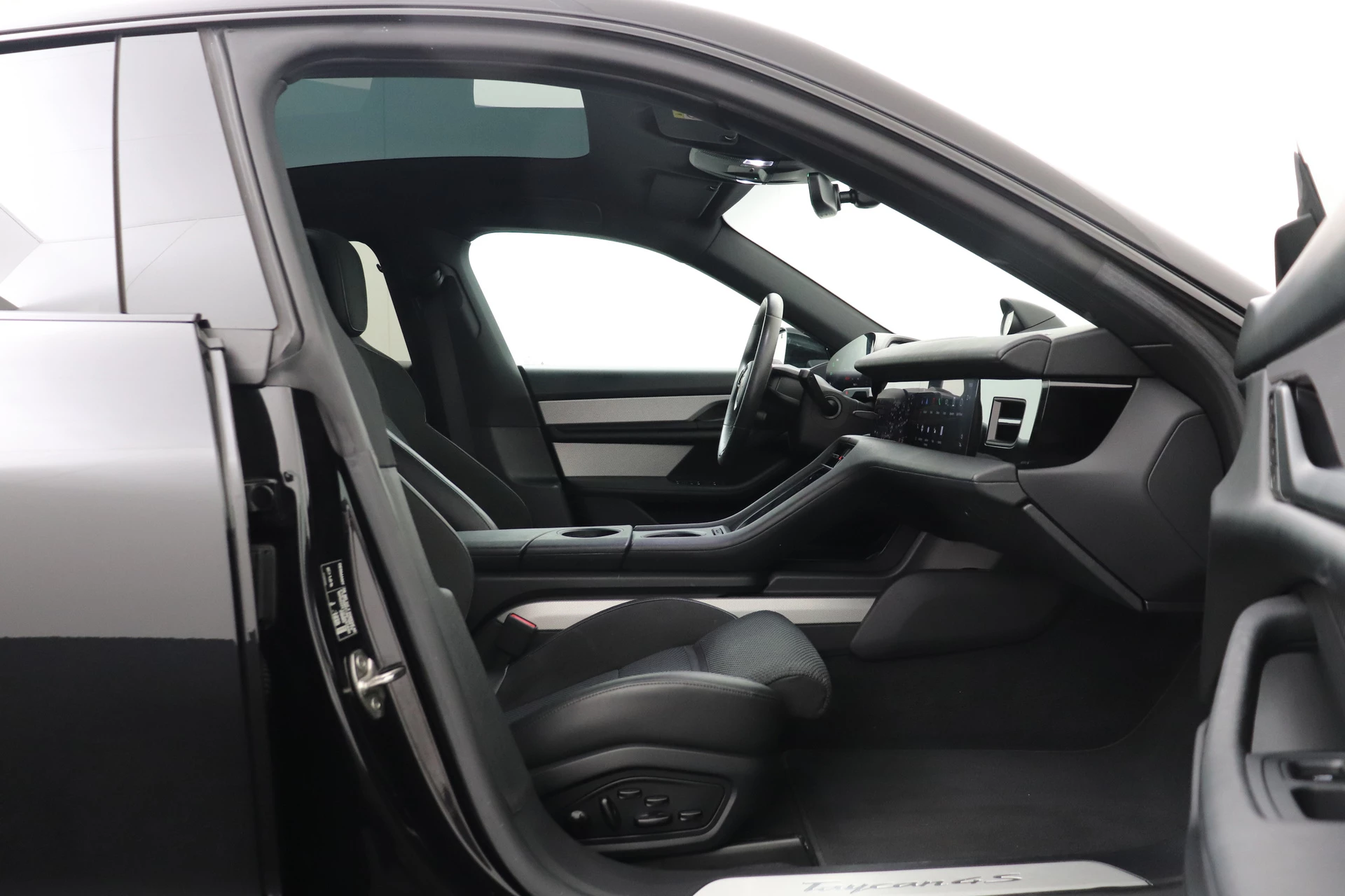 Hoofdafbeelding Porsche Taycan