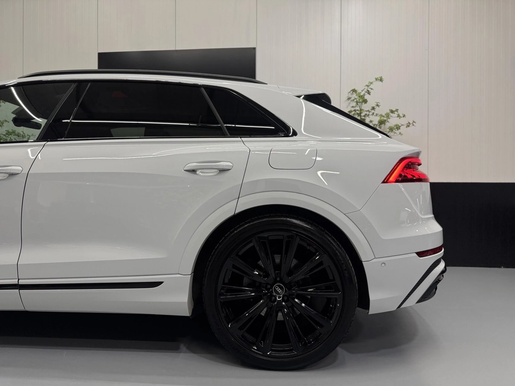 Hoofdafbeelding Audi Q8